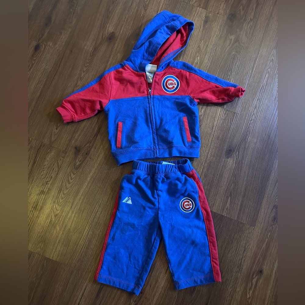 Vintage Majestic Chicago Cubs Hoodie and Pants Set - 6/9 months